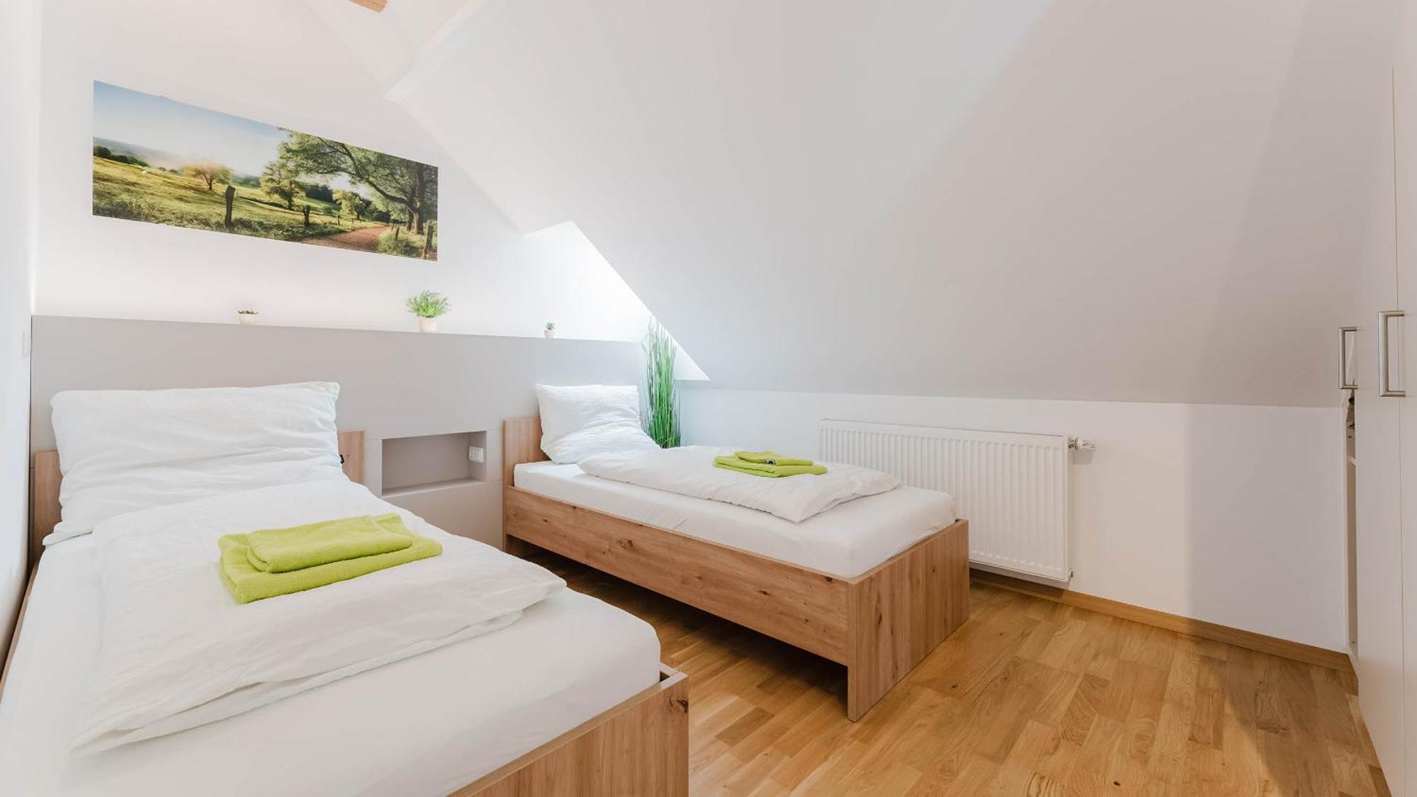 Moderne Mit Bergblick Bad Goisern